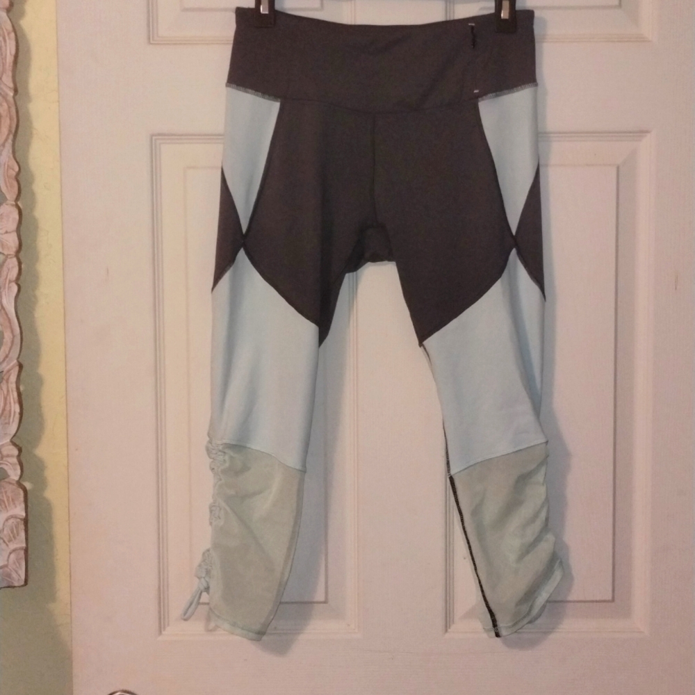 Calia cropped leggings sz med